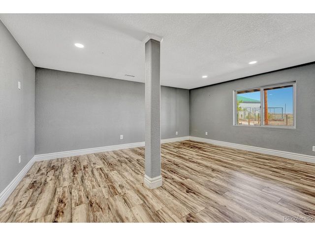 1799 Appaloosa Trl, Elizabeth, CO 80107