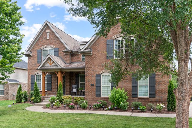 2313 Carouth Ct, Nolensville, TN 37135