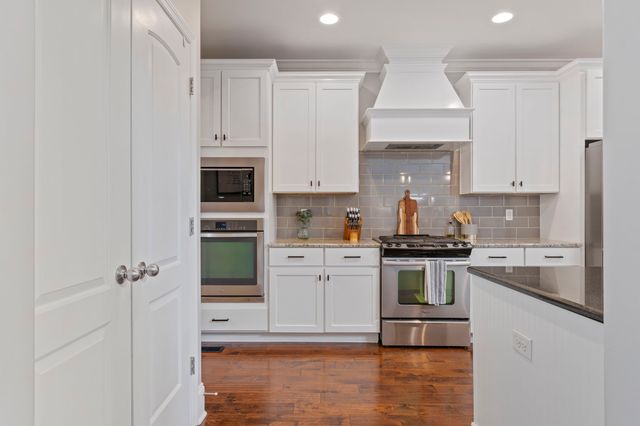 2313 Carouth Ct, Nolensville, TN 37135