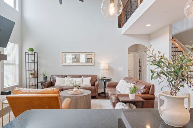 2313 Carouth Ct, Nolensville, TN 37135