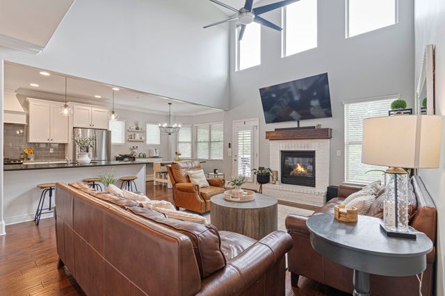 2313 Carouth Ct, Nolensville, TN 37135