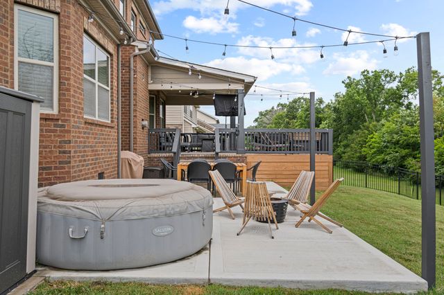 2313 Carouth Ct, Nolensville, TN 37135