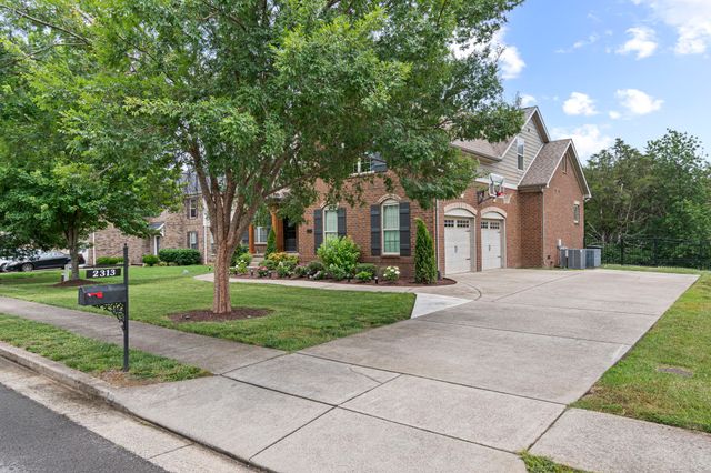 2313 Carouth Ct, Nolensville, TN 37135