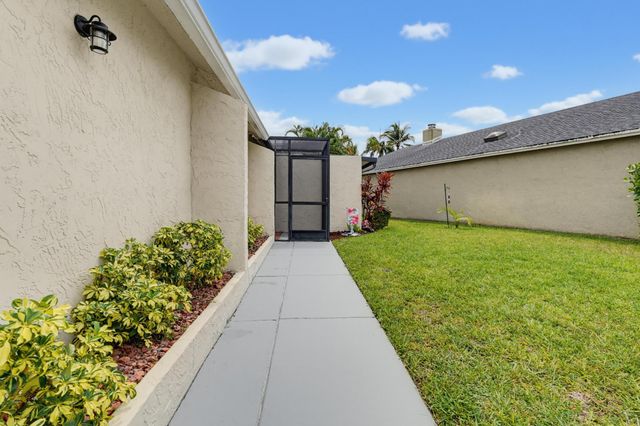 9123 Pine Springs Drive, Boca Raton, FL 33428