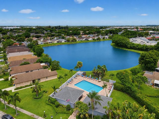 9123 Pine Springs Drive, Boca Raton, FL 33428