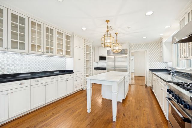 4504 Livingston Avenue, Highland Park, TX 75205