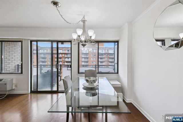 125 Prospect Avenue 17G, Hackensack, NJ 07601