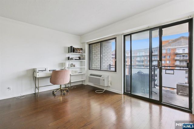 125 Prospect Avenue 17G, Hackensack, NJ 07601