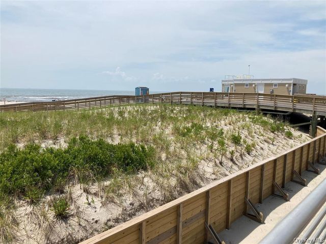 780 W Broadway 2D, Long Beach, NY 11561