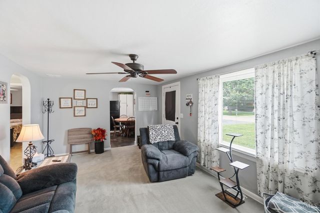 157 Montgomery Avenue, Carlisle, OH 45005