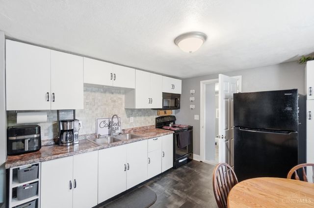 157 Montgomery Avenue, Carlisle, OH 45005