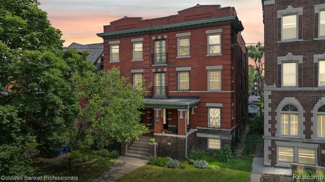 469 W Willis Street 1, Detroit, MI 48201