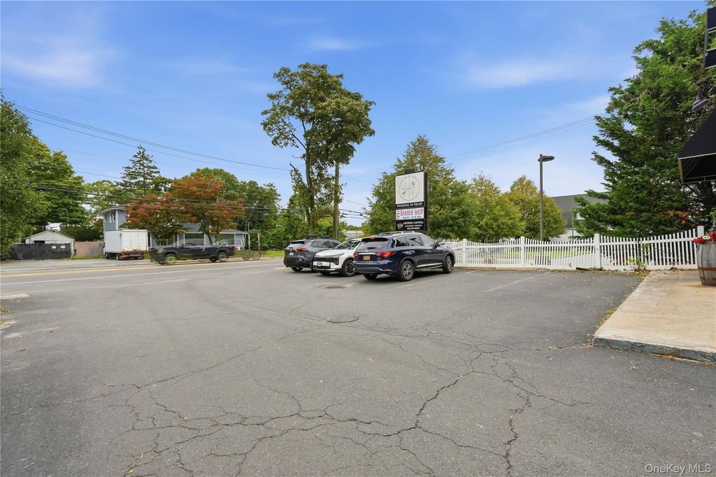 655 Middle Country Road, Saint James, NY 11780 — photo 3