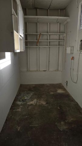 3164 33RD AVENUE N, St Petersburg, FL 33713