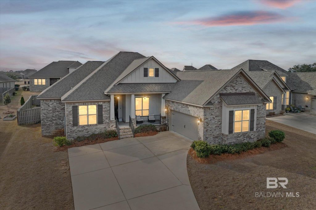 256 Garrison Boulevard, Fairhope, AL 36532