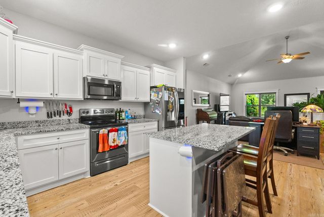 21 Marthas Field Drive, Greenbrier, AR 72058
