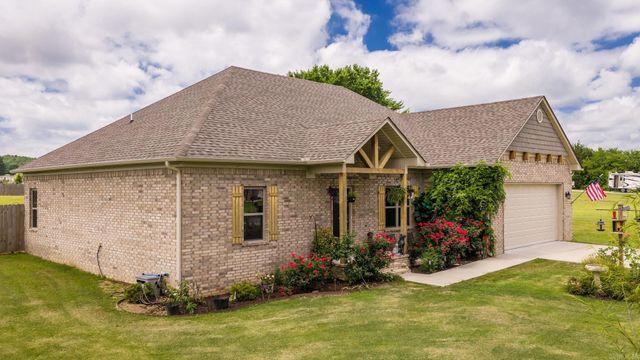 21 Marthas Field Drive, Greenbrier, AR 72058