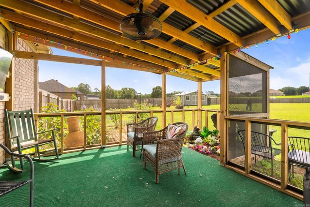 21 Marthas Field Drive, Greenbrier, AR 72058