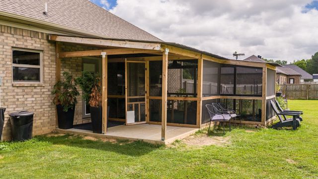 21 Marthas Field Drive, Greenbrier, AR 72058