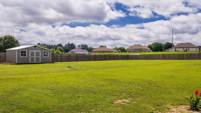 21 Marthas Field Drive, Greenbrier, AR 72058