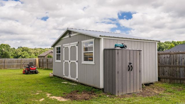 21 Marthas Field Drive, Greenbrier, AR 72058