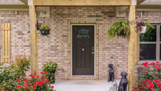 21 Marthas Field Drive, Greenbrier, AR 72058