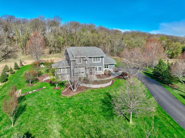 2156 Paris Avenue N, Stillwater, MN 55082