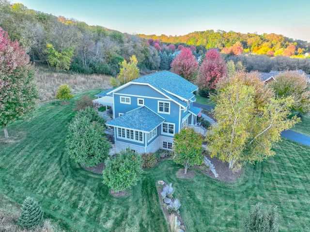 2156 Paris Avenue N, Stillwater, MN 55082