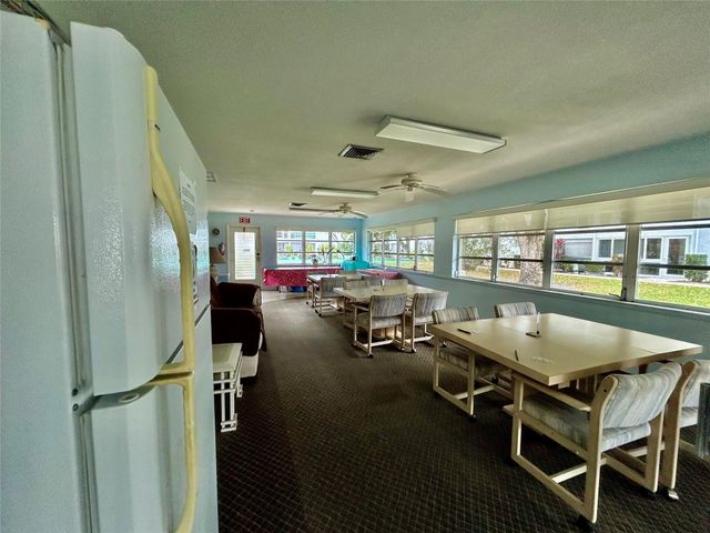 2050 NE 39th Street 207, Lighthouse Point, FL 33064