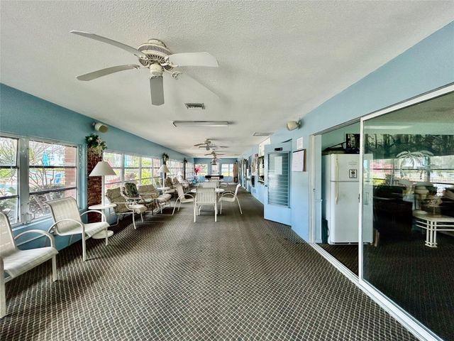 2050 NE 39th Street 207, Lighthouse Point, FL 33064