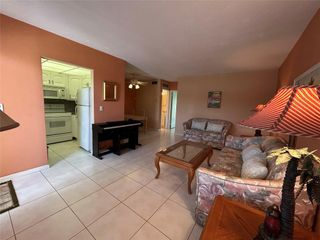 2050 NE 39th Street 207, Lighthouse Point, FL 33064