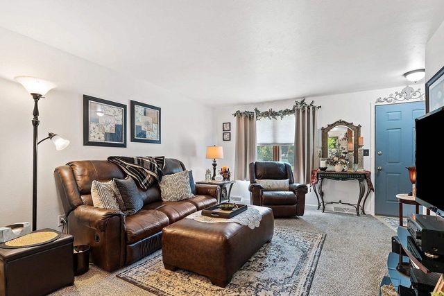 1022 COPPENS ROAD, Green Bay, WI 54303