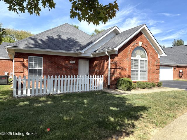 10014 Grey Hawk Dr, Louisville, KY 40219