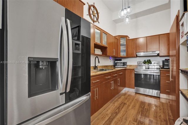 2404 NE 135th Street 2404, North Miami, FL 33181