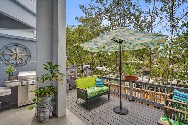 2404 NE 135th Street 2404, North Miami, FL 33181