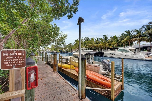 2404 NE 135th Street 2404, North Miami, FL 33181