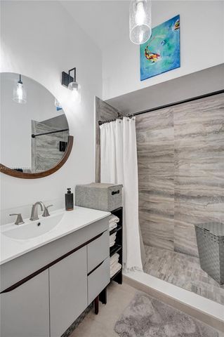 2404 NE 135th Street 2404, North Miami, FL 33181