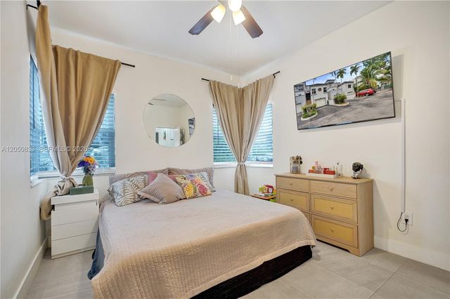2404 NE 135th Street 2404, North Miami, FL 33181
