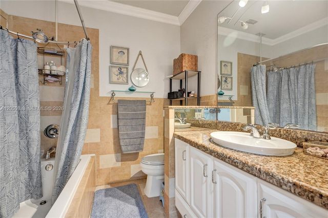 2404 NE 135th Street 2404, North Miami, FL 33181