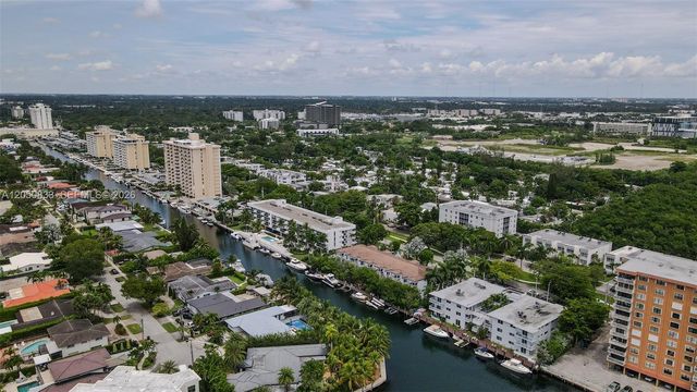 2404 NE 135th Street 2404, North Miami, FL 33181
