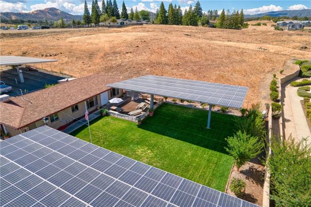1025 Martin 2, Lakeport, CA 95453