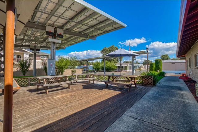 1025 Martin 2, Lakeport, CA 95453