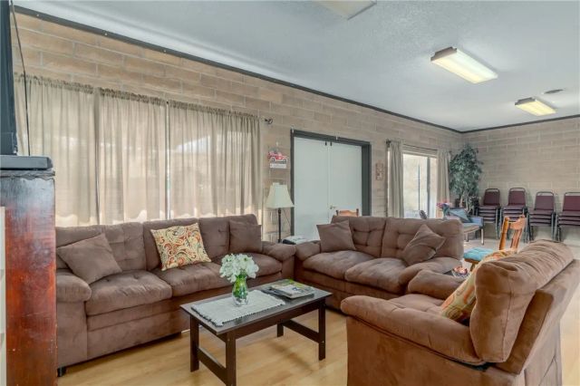 1025 Martin 2, Lakeport, CA 95453
