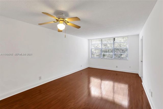 9430 Live Oak Place 407, Davie, FL 33324