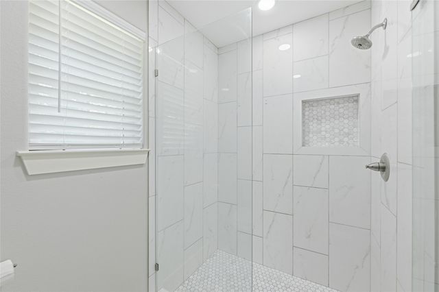318 E Munson Street, Denison, TX 75021