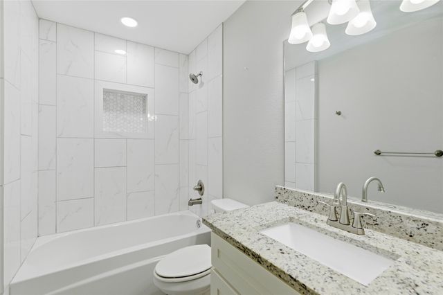 318 E Munson Street, Denison, TX 75021