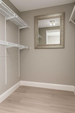 555 NE 15th St 32D, Miami, FL 33132