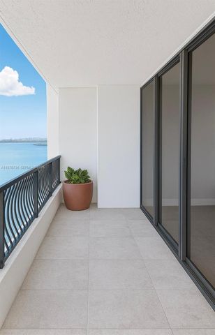 555 NE 15th St 32D, Miami, FL 33132