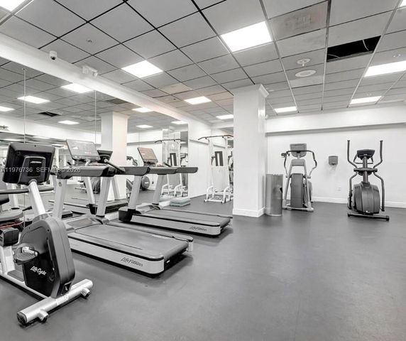 555 NE 15th St 32D, Miami, FL 33132