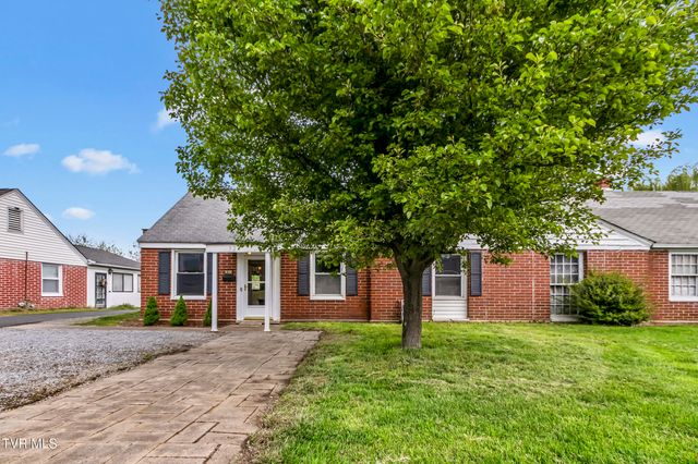 323 Sequoyah Drive, Kingsport, TN 37660